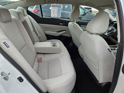Used 2022 Nissan Altima 2.5 SV image 31