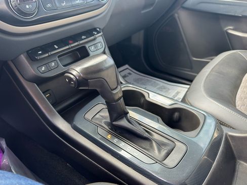 Used 2017 Chevrolet Colorado Z71 image 27