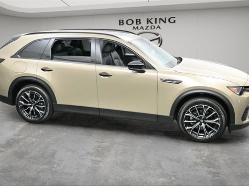 New 2025 MAZDA CX-70 Plug-In Hybrid w/ Premium Plus image 7