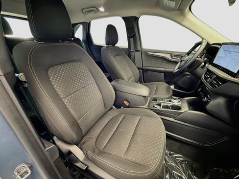 Used 2024 Ford Escape Active w/ Tech Pack #1 AWD/4WD image 18