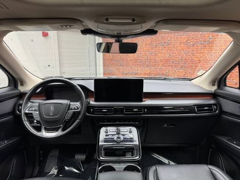 Used 2022 Lincoln Nautilus Reserve w/ Class II Trailer Tow Package image 12