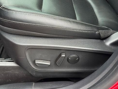 Used 2022 Ford Escape SEL image 20