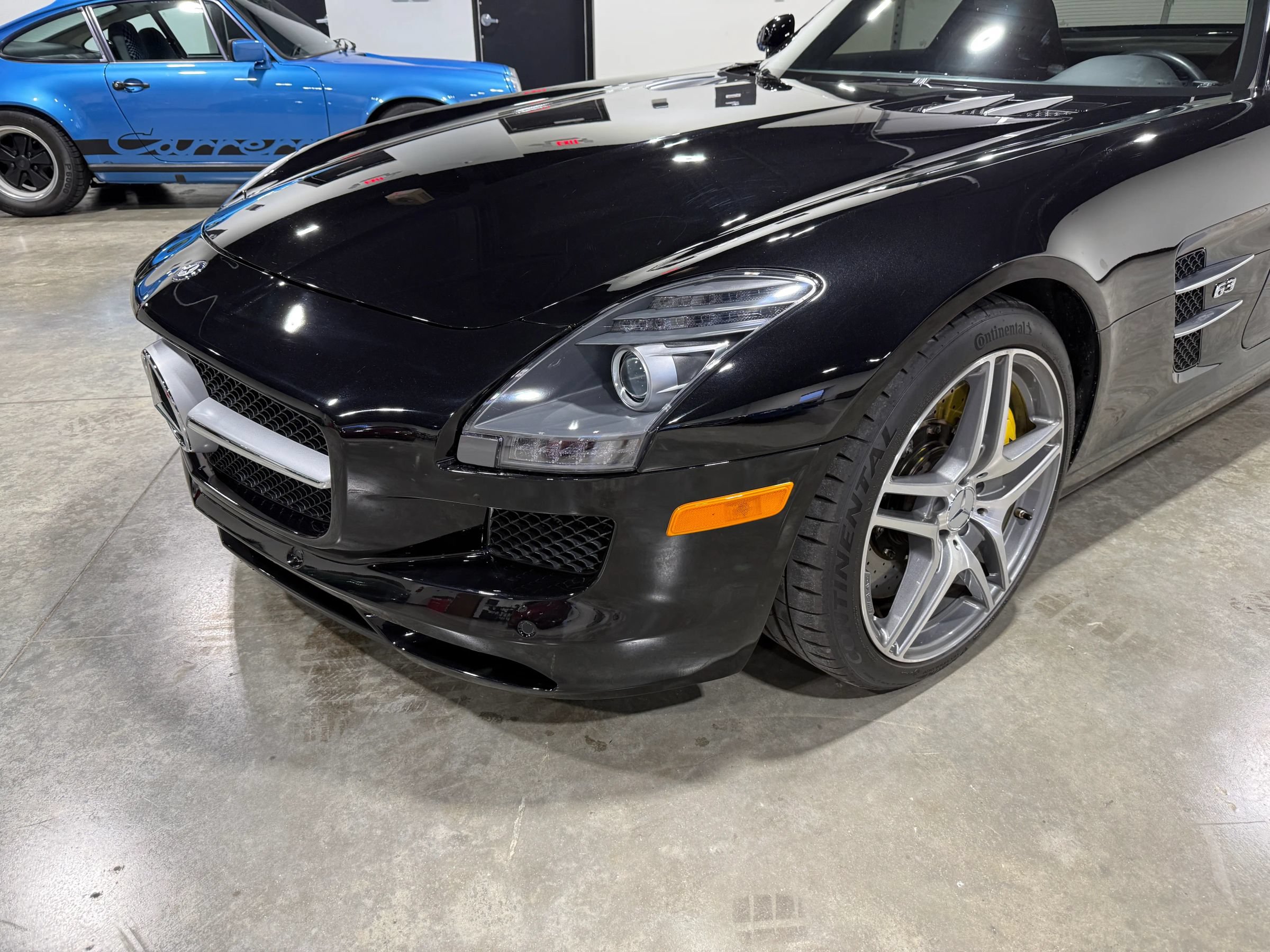 Used 2011 Mercedes-Benz SLS AMG Coupe image 34