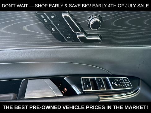 Used 2024 Cadillac Lyriq Luxury RWD image 11