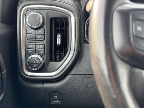 Used 2019 GMC Sierra 1500 SLT image 23