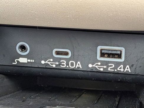 Used 2023 Subaru Legacy Limited AWD/4WD image 25