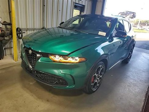 Used 2024 Alfa Romeo Tonale Veloce AWD/4WD image 1