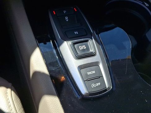 Used 2019 Honda Pilot Touring image 14