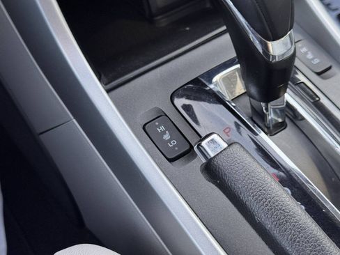Used 2015 Honda Accord EX-L image 34