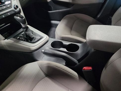 Used 2018 Hyundai Elantra SEL image 26