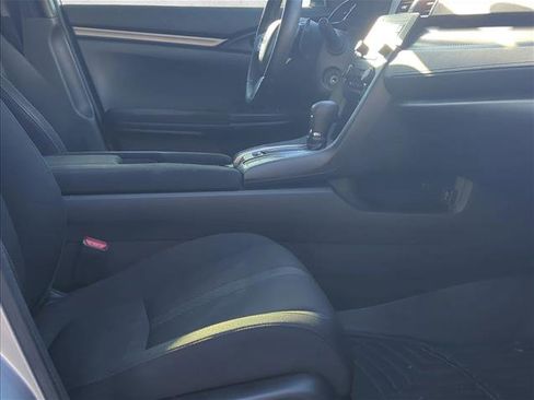 Used 2018 Honda Civic Sport image 20
