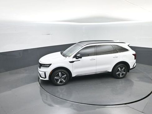 Used 2022 Kia Sorento S w/ Panoramic Sunroof Package FWD image 27