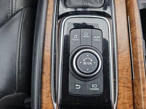 Used 2021 Nissan Armada SL w/ Captain's Chairs Package AWD/4WD image 27