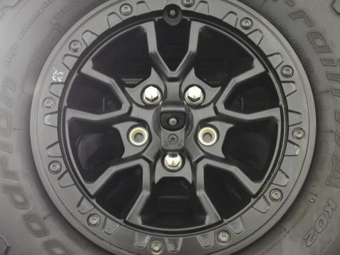 Used 2023 Jeep Wrangler Unlimited Rubicon 4xe AWD/4WD image 43