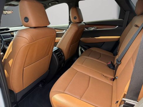 Certified 2023 Cadillac XT5 Premium Luxury w/ Technology Package FWD image 15