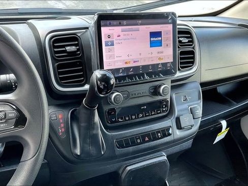 New 2025 RAM ProMaster 2500 w/ Quick Order Package 22G SLT image 7