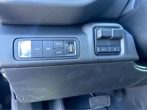 New 2024 Chevrolet Silverado EV RST image 17