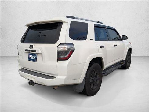 Used 2015 Toyota 4Runner SR5 image 5