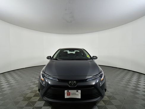 Used 2023 Toyota Corolla LE FWD image 7