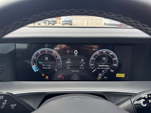 New 2026 Volkswagen Tiguan S FWD image 30