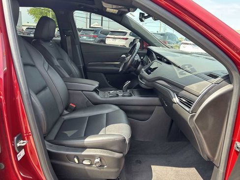 Used 2023 Cadillac XT4 Sport w/ Sun And Sound Package AWD/4WD image 29