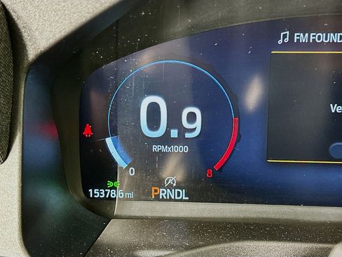 Used 2025 Ford Explorer Platinum w/ LUX Leather Package image 19