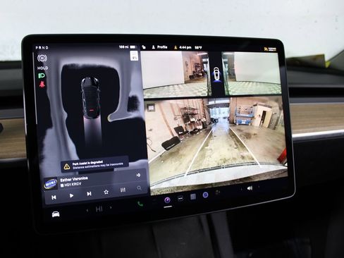 Used 2024 Tesla Model Y Long Range image 9