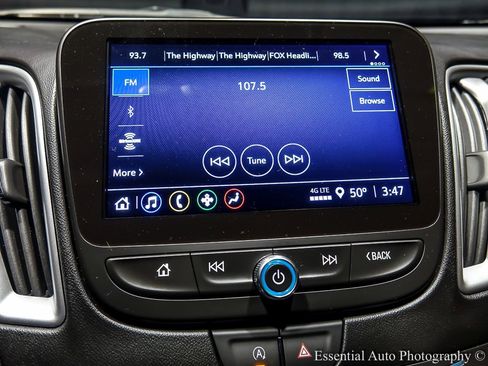 Used 2024 Chevrolet Malibu LT image 21