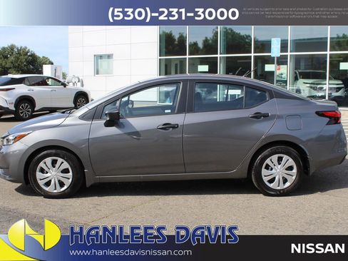 Used 2025 Nissan Versa S w/ Trunk Package FWD image 2