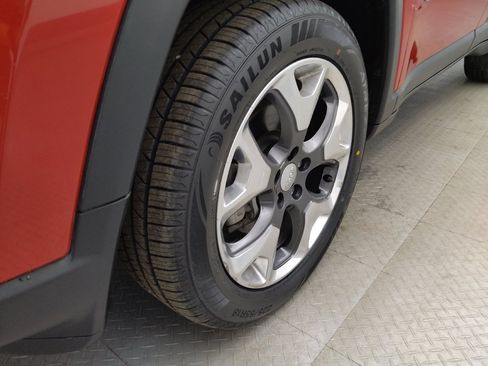 Used 2019 Jeep Compass Limited FWD image 31