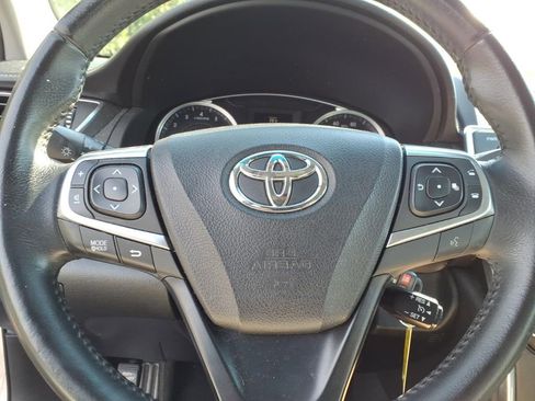 Used 2015 Toyota Camry SE image 21