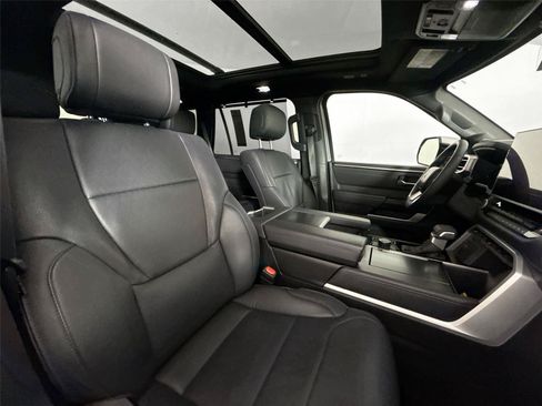Certified 2025 Toyota Sequoia Platinum AWD/4WD image 45
