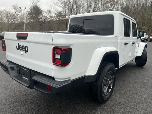 New 2026 Jeep Gladiator Sport image 5