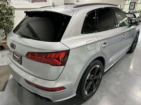 Used 2019 Audi SQ5 Prestige w/ Prestige Package AWD/4WD image 2