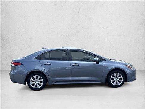 Certified 2025 Toyota Corolla LE FWD image 4