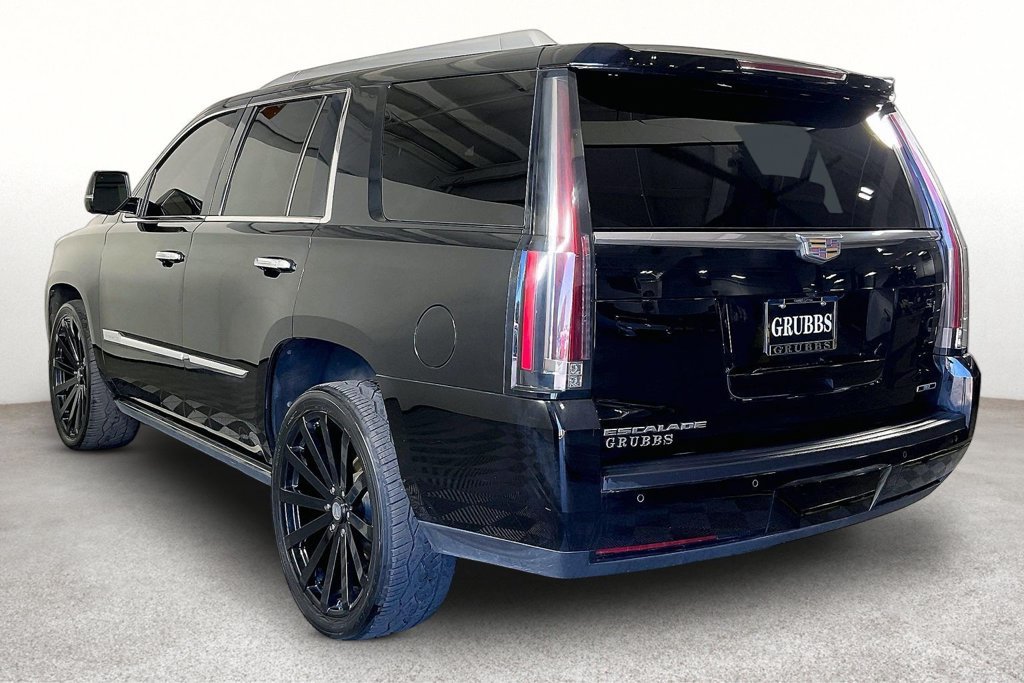Used 2016 Cadillac Escalade Platinum AWD/4WD image 14