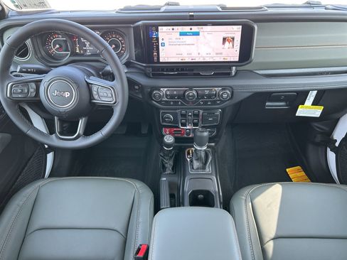 New 2026 Jeep Gladiator Mojave image 14