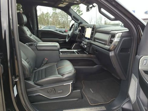 Used 2024 Ford F350 Platinum w/ FX4 Off-Road Package image 20
