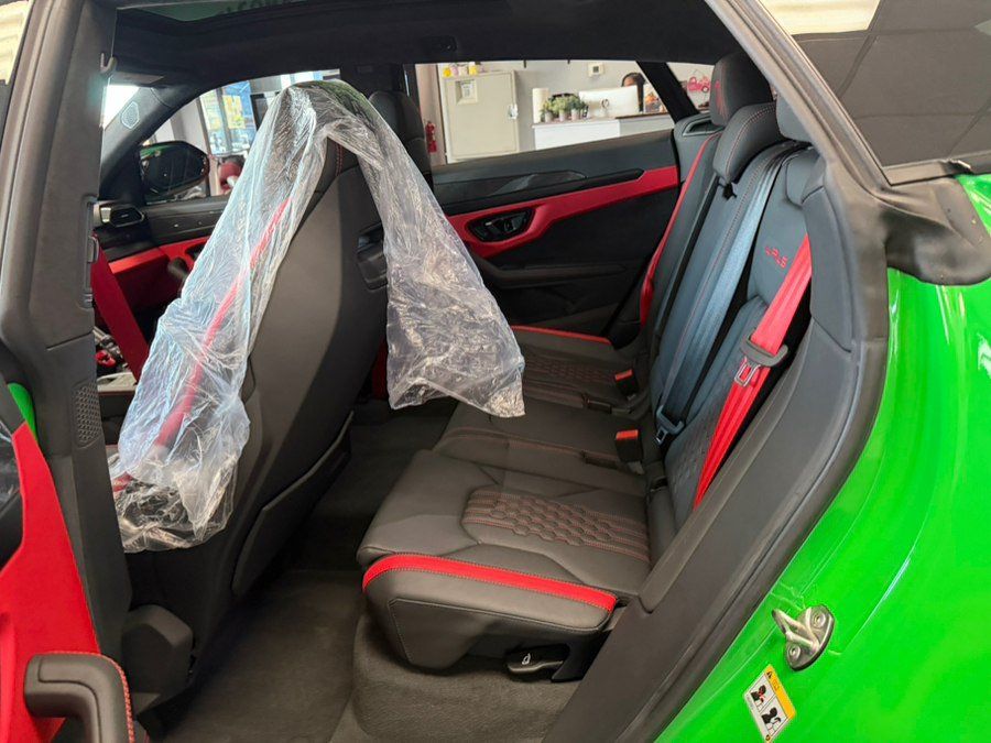 Used 2023 Lamborghini Urus S AWD/4WD image 38