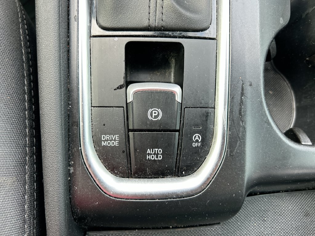 Used 2020 Hyundai Santa Fe SEL FWD image 33