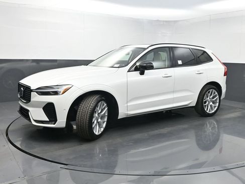 Used 2025 Volvo XC60 B5 Ultra w/ Protection Package Premier image 20