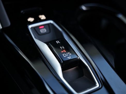 New 2025 Audi Q5 2.0T Premium Plus image 39