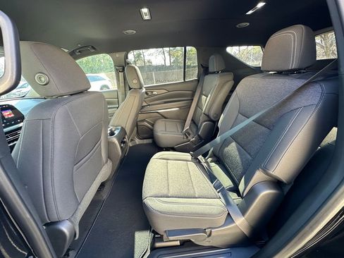 New 2026 Chevrolet Traverse LT image 23