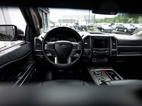Used 2019 Ford Expedition Max Platinum AWD/4WD image 9