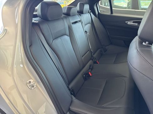 Used 2025 Alfa Romeo Giulia image 18