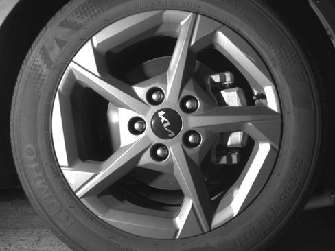 Used 2025 Kia K4 FWD image 13