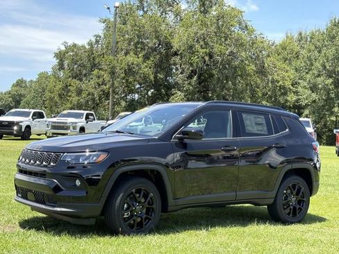 New 2026 Jeep Compass Latitude AWD/4WD image 15