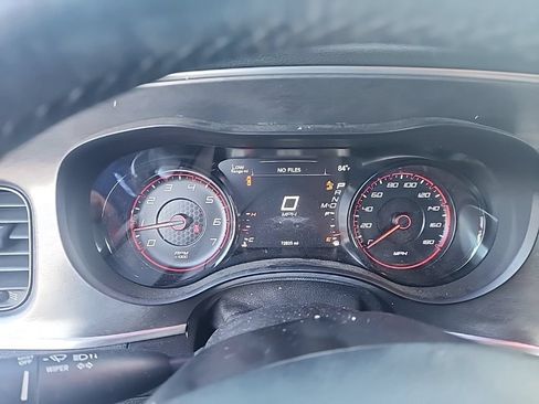Used 2018 Dodge Charger R/T RWD image 5