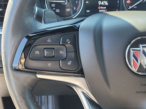 Used 2022 Buick Enclave Essence image 19