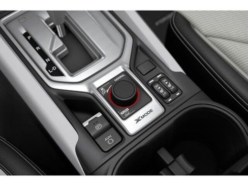 Used 2023 Subaru Forester Premium image 21